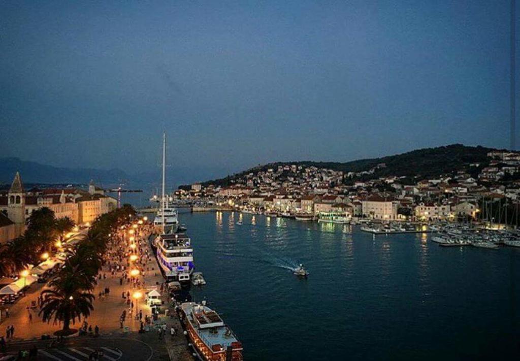 Apartman Tamara Trogir Zewnętrze zdjęcie